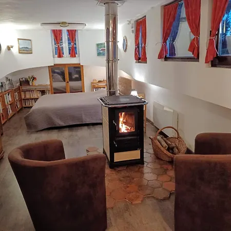 Πλωτό κατάλυμα Sur La Somme A Bord De La Peniche Arche De Noe